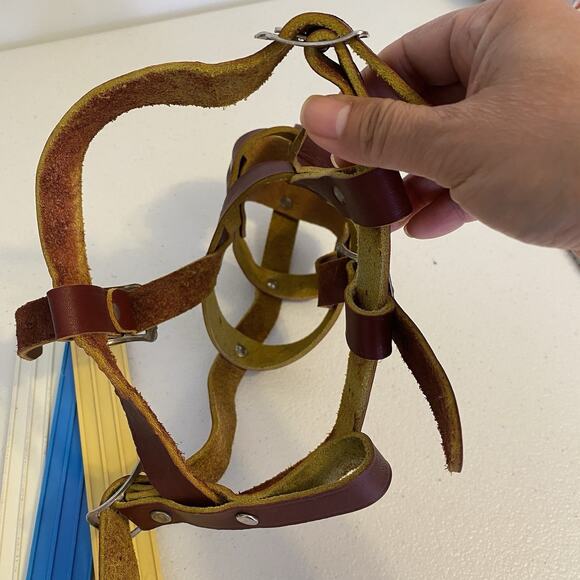 Vintage Leather Muzzle Medium Build Adjustable Made Of Thick Brown Leather - Picture 5 of 6